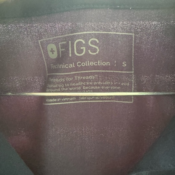 Figs Rafaela Oversized Scrub Top™ Navy - Picture 3 of 3